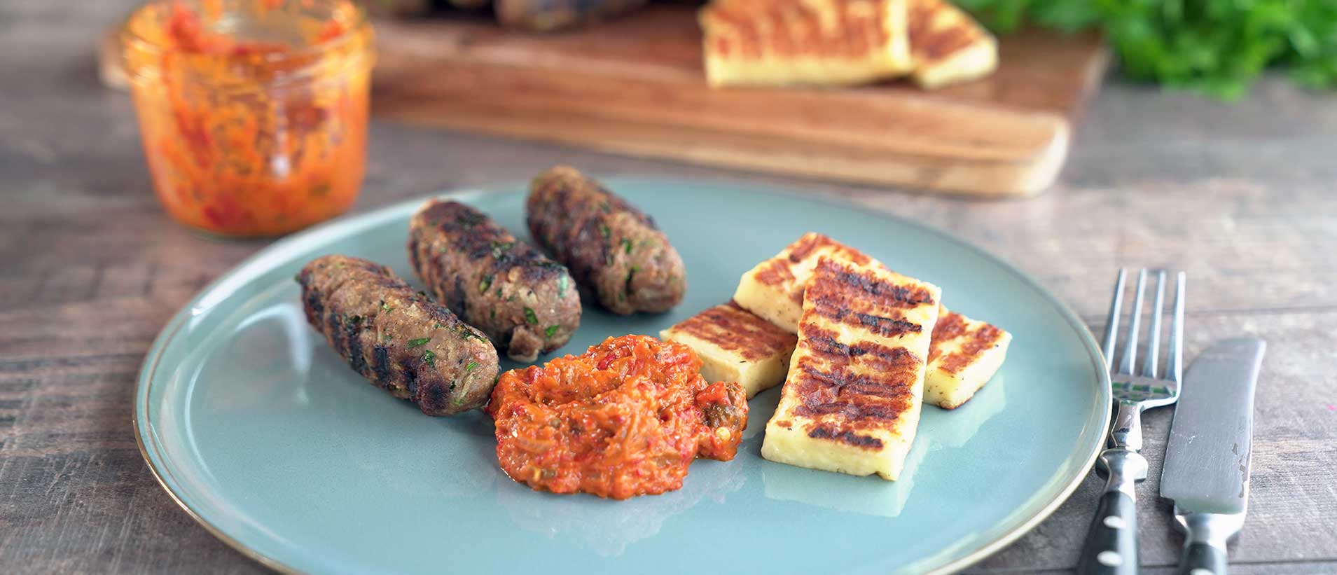 GAZİ Grillkäse Köfte Sally